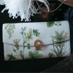 Authentic Ferragamo Wildflower Print Gancio Leather Bag